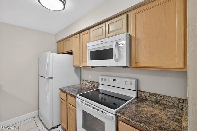 13134 Feather Sound DR 401, Fort Myers, FL 33919