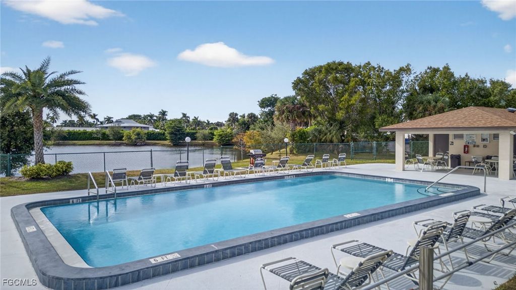 13134 Feather Sound DR 401, Fort Myers, FL 33919