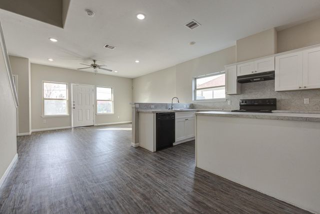 9517 Madera Road, Houston, TX 77078