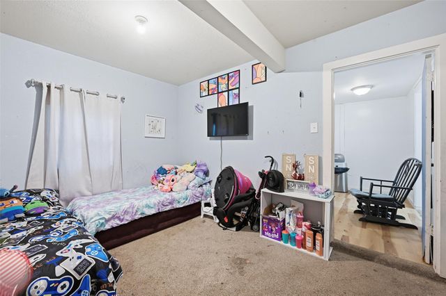 1702 Emerald Street, Grand Prairie, TX 75051