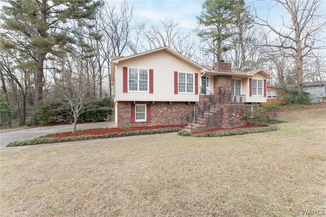 3918 Woodland Hills, Tuscaloosa, AL 35405
