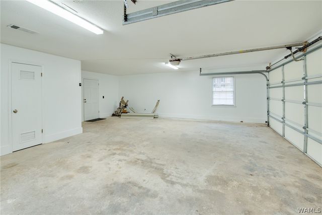 3918 Woodland Hills, Tuscaloosa, AL 35405