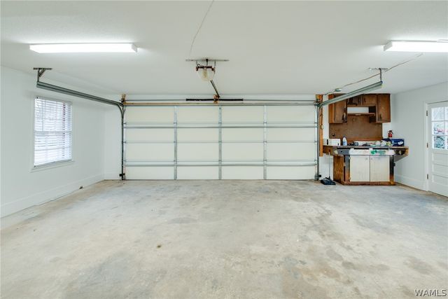 3918 Woodland Hills, Tuscaloosa, AL 35405