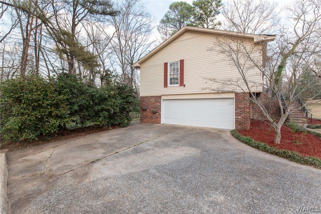 3918 Woodland Hills, Tuscaloosa, AL 35405