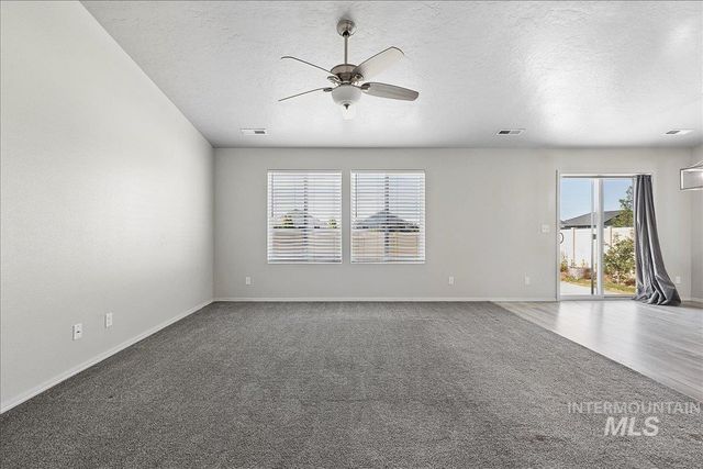 11201 Bidwell, Caldwell, ID 83605