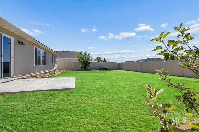 11201 Bidwell, Caldwell, ID 83605