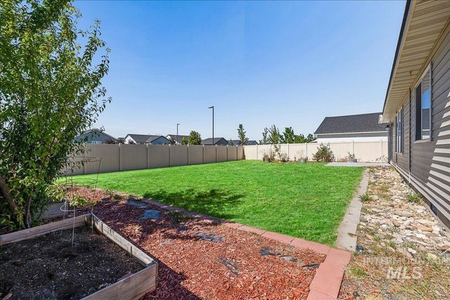 11201 Bidwell, Caldwell, ID 83605