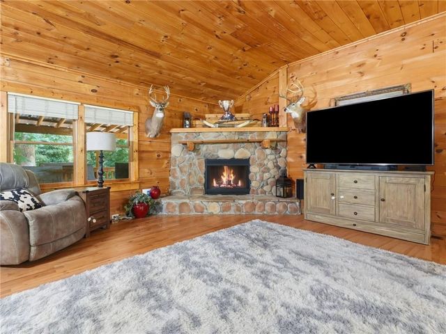 1860 W Elmwood Drive, Acworth, GA 30102