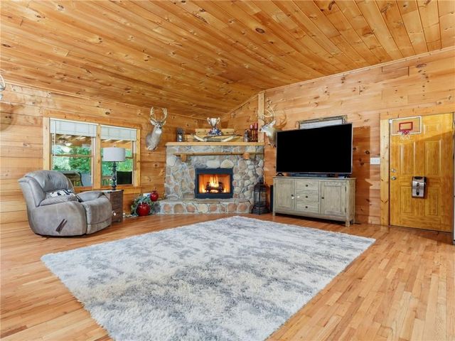 1860 W Elmwood Drive, Acworth, GA 30102