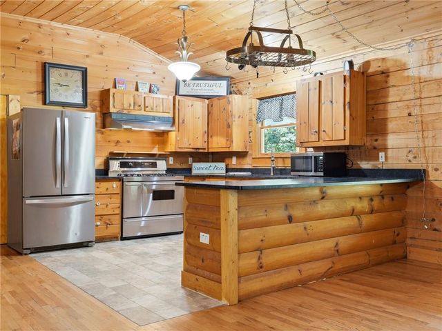 1860 W Elmwood Drive, Acworth, GA 30102