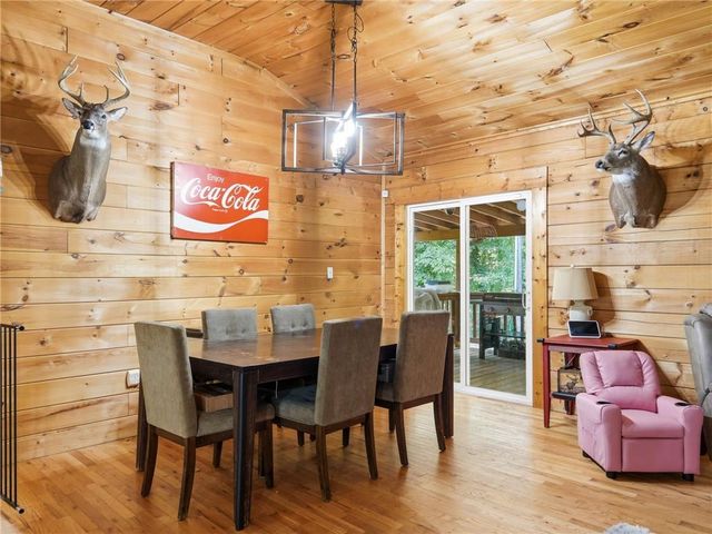 1860 W Elmwood Drive, Acworth, GA 30102