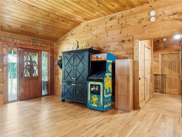 1860 W Elmwood Drive, Acworth, GA 30102