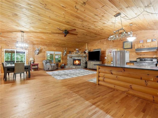 1860 W Elmwood Drive, Acworth, GA 30102