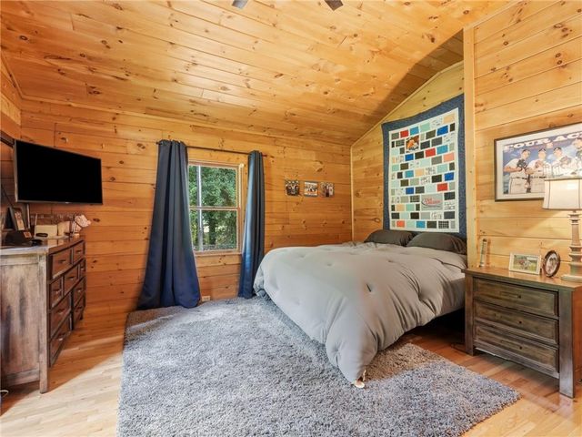 1860 W Elmwood Drive, Acworth, GA 30102