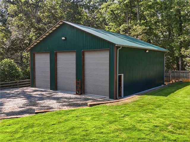 1860 W Elmwood Drive, Acworth, GA 30102