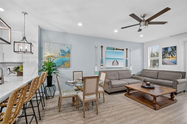 810 N 3rd Avenue N 76, Lake Worth, FL 33460