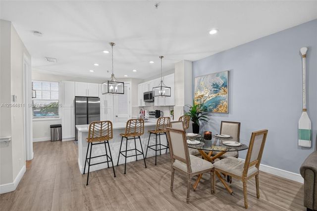 810 N 3rd Avenue N 76, Lake Worth, FL 33460