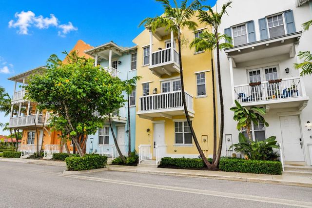 810 N 3rd Avenue N 76, Lake Worth, FL 33460