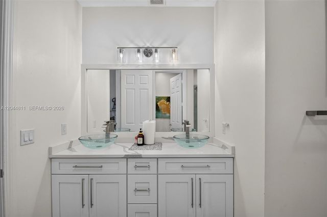 810 N 3rd Avenue N 76, Lake Worth, FL 33460