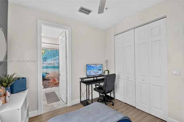 810 N 3rd Avenue N 76, Lake Worth, FL 33460