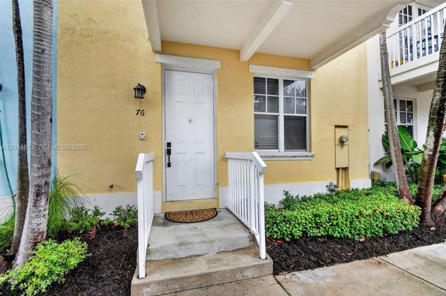 810 N 3rd Avenue N 76, Lake Worth, FL 33460