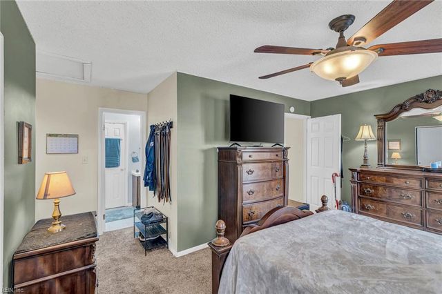 721 Waters DR, Virginia Beach, VA 23462