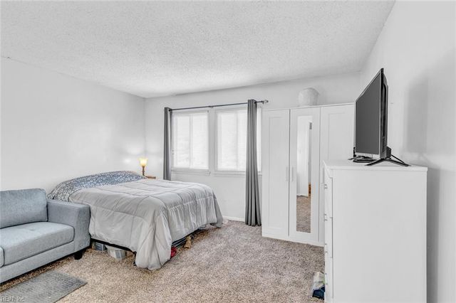 721 Waters DR, Virginia Beach, VA 23462