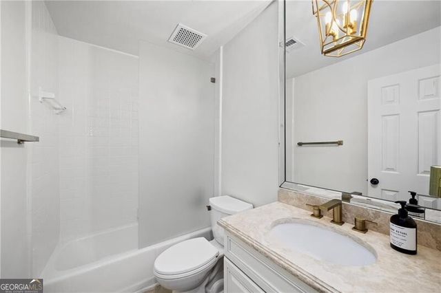 3050 Margaret Mitchell Drive NW 19, Atlanta, GA 30327