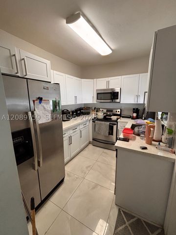 1361 NW 28th St 1, Miami, FL 33142