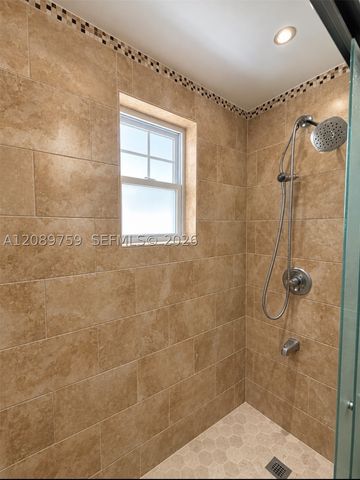 1361 NW 28th St 1, Miami, FL 33142