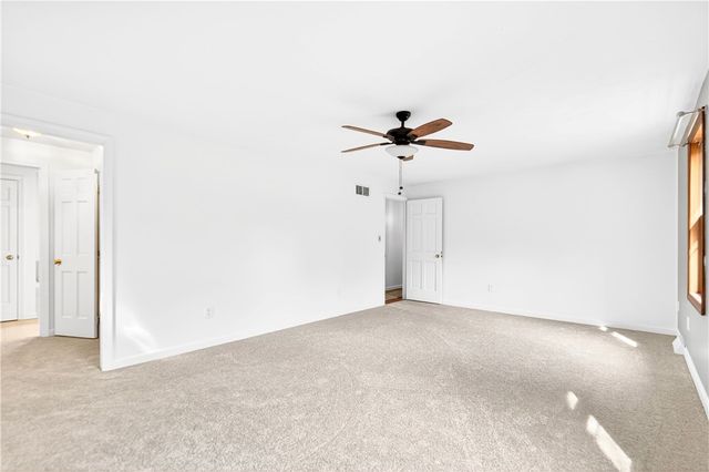 110 Royal Place, Peters Twp, PA 15317
