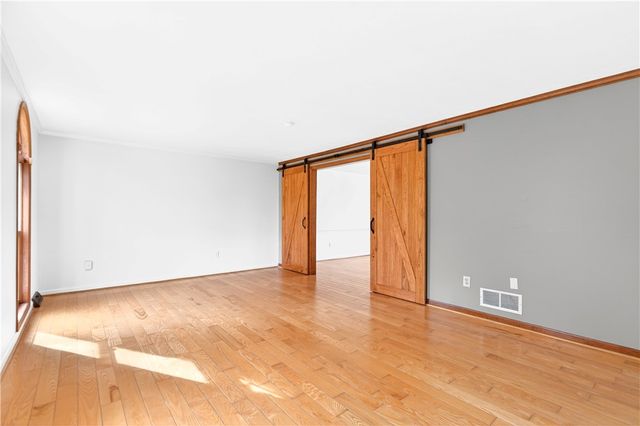 110 Royal Place, Peters Twp, PA 15317