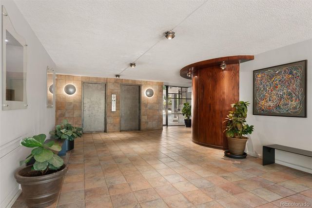 909 N Logan Street 11I, Denver, CO 80203