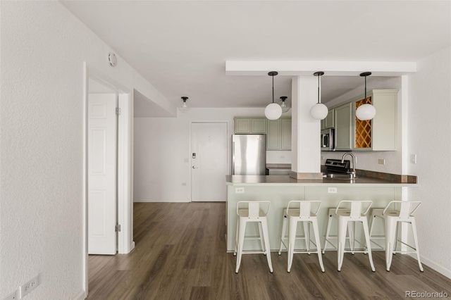 909 N Logan Street 11I, Denver, CO 80203