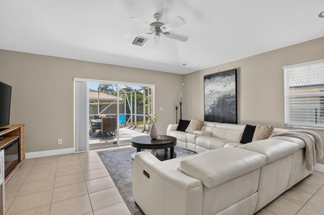 5659 NW 109TH Lane, Coral Springs, FL 33076