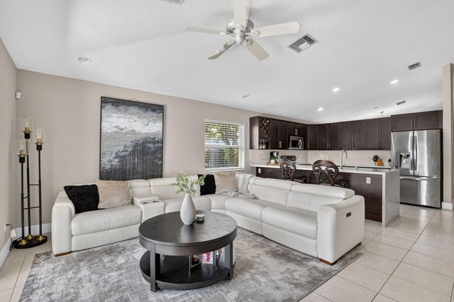 5659 NW 109TH Lane, Coral Springs, FL 33076