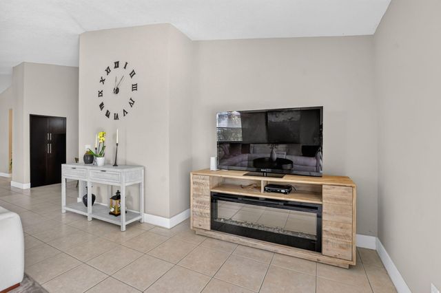 5659 NW 109TH Lane, Coral Springs, FL 33076