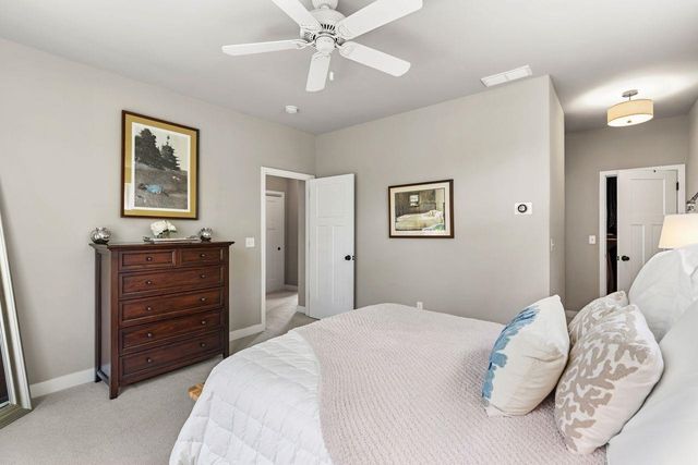 66 Redwood Way, Manchester, NH 03102