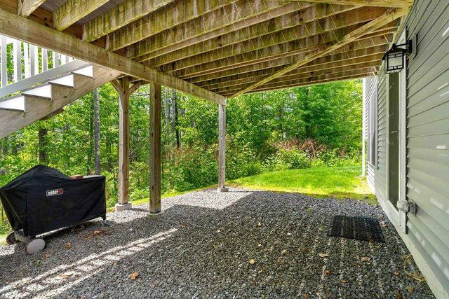 66 Redwood Way, Manchester, NH 03102