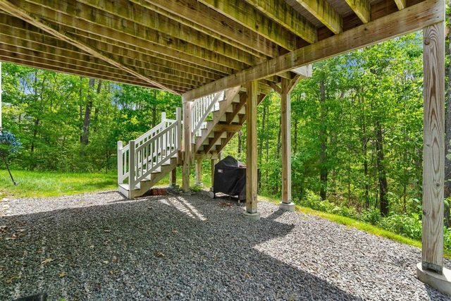 66 Redwood Way, Manchester, NH 03102