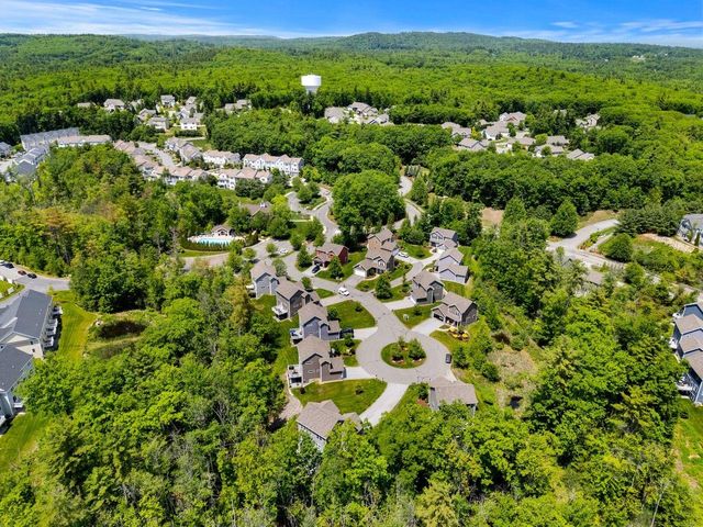 66 Redwood Way, Manchester, NH 03102