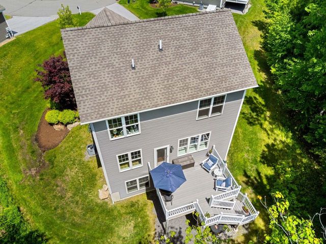 66 Redwood Way, Manchester, NH 03102