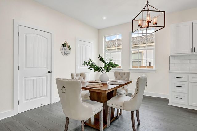 2412 Lucas Street, Houston, TX 77026