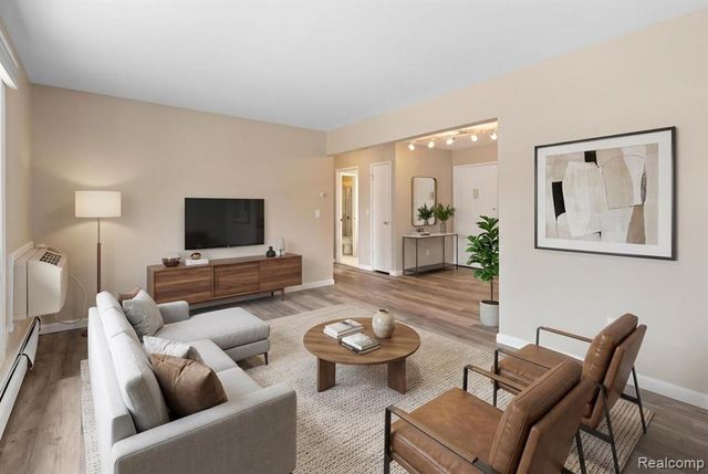 1545 Cherboneau 41, Detroit, MI 48207