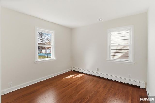 47 Peek Street, Rochelle Park, NJ 07662