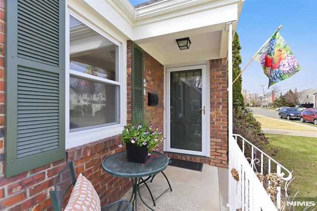 47 Peek Street, Rochelle Park, NJ 07662