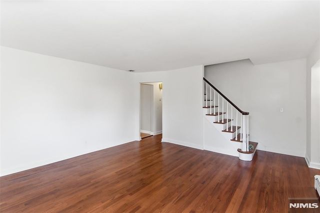 47 Peek Street, Rochelle Park, NJ 07662