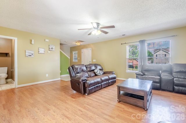 1543 Tuckers Glenn Drive, Rock Hill, SC 29732
