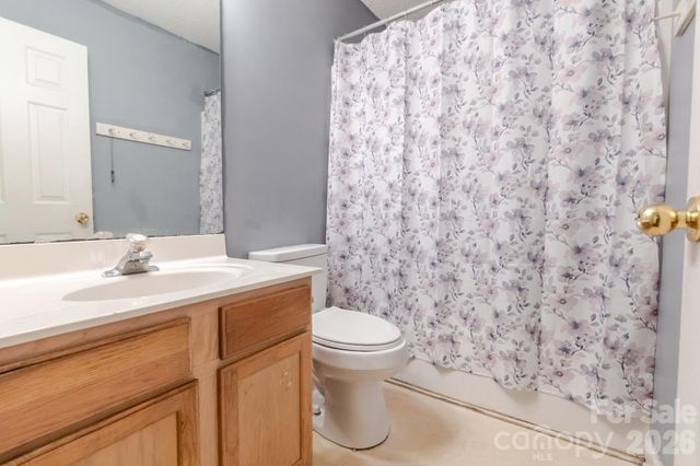 1543 Tuckers Glenn Drive, Rock Hill, SC 29732