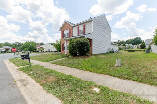 1543 Tuckers Glenn Drive, Rock Hill, SC 29732